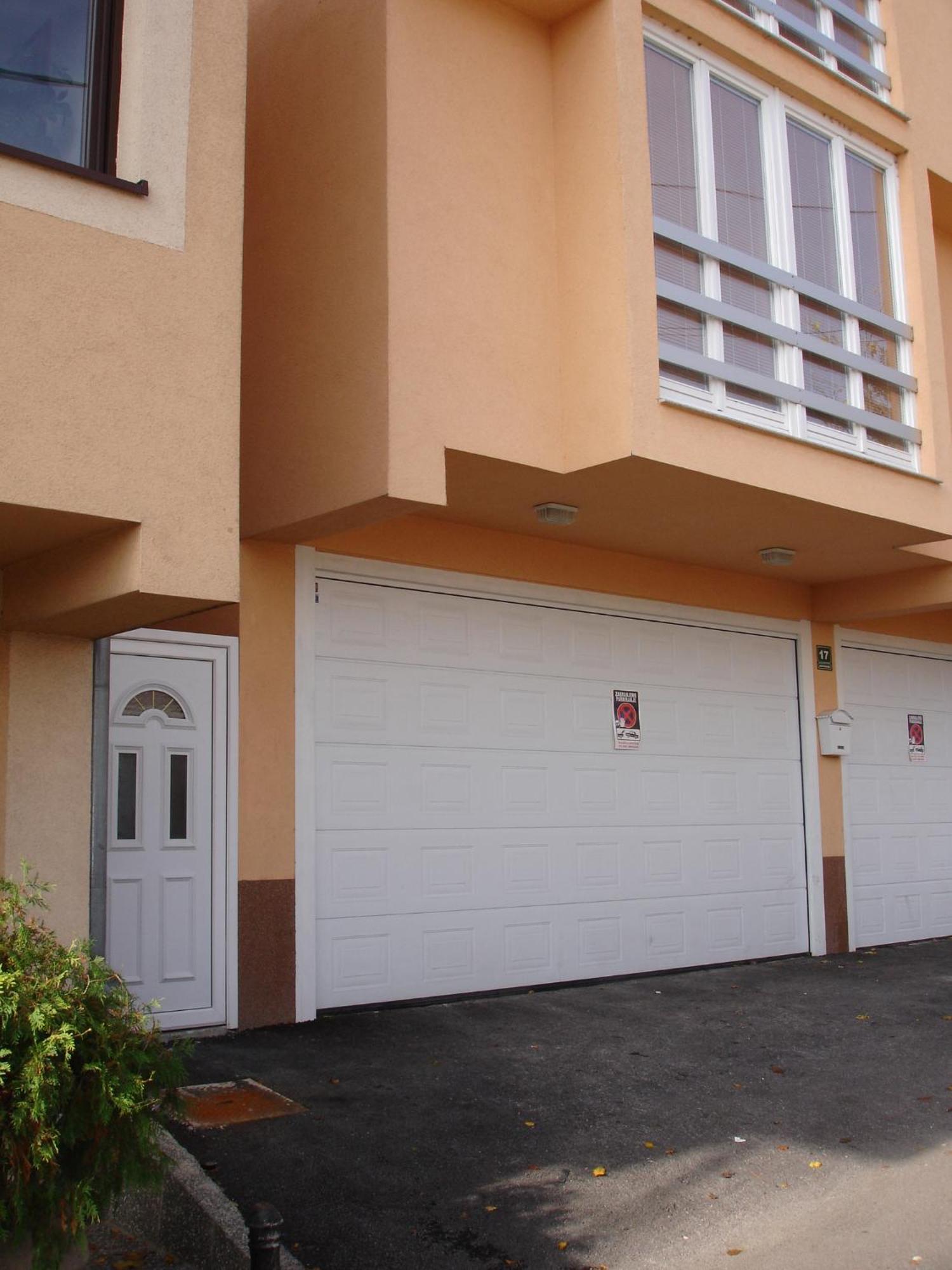 Apartments Kira Sarajevo Luaran gambar